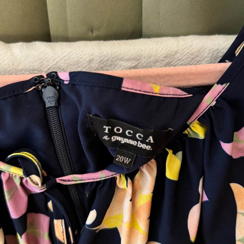 Tocca by gwynne bee Dress, multi color with blue background - Picture 2 of 6